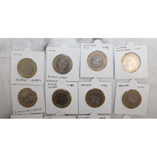 391 - 20 x £2 Commemorative Two Pound Coins