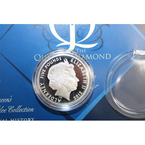 389 - Selection Of Collectable Coins Inc-
1982 UK Uncirculated Coin Collection
2012 The Queen's Diamond Ju... 