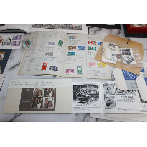522 - A Large Quantity Of Stamps And Albums