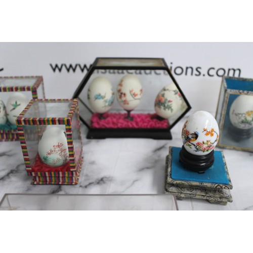 69 - A Selection Of Decorative Eggs In Various Conditions Look To Be Hand Painted
COLLECTION ONLY