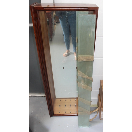 110 - Large Glass Fronted Display Case with 6 Glass Shelves - Collection Only

Measures 123cm x 46cm x 16c... 
