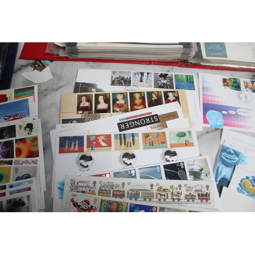 527 - A Quantity Of 1st Day Covers And 2 Stamp Albums