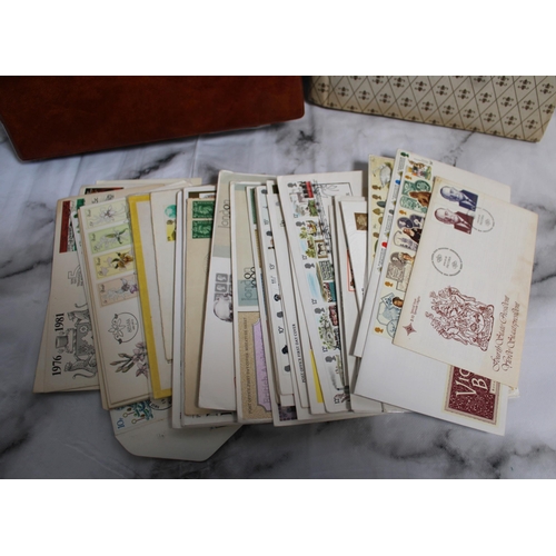 529 - Two Folders plus Loose Quantity of 1st Day Cover Stamps