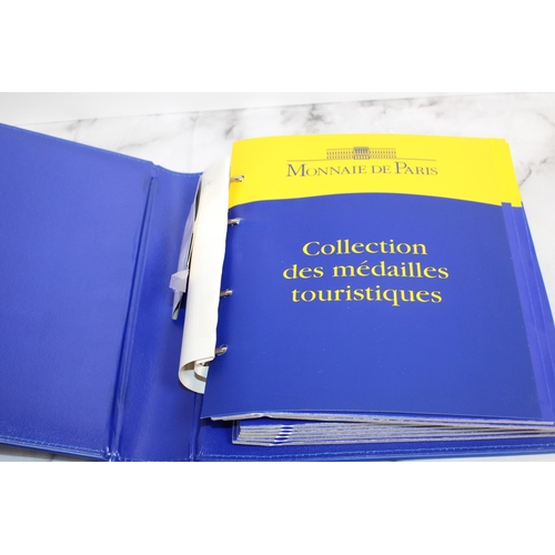 356 - Monnaie De Paris 15 Coin/Medal Collection In Folder