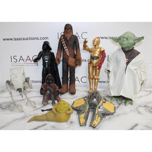 847 - Eight Unboxed Collectable Star Wars Figurines