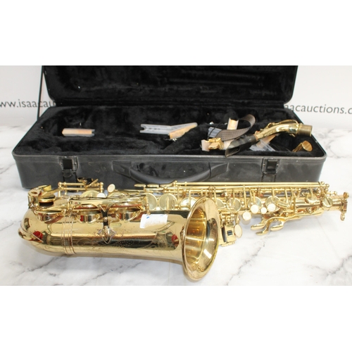 204 - Boxed Saxophone McEVOY N.F3265C