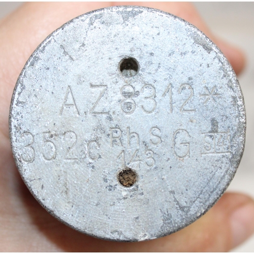 232 - PIAT Anti-Tank Round plus Inert Luftwaffe 1Kg Brandbombe