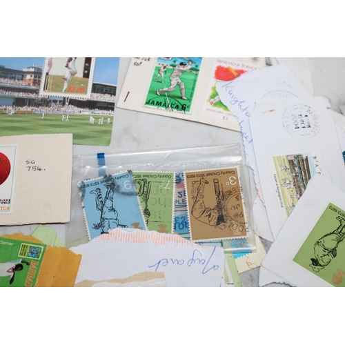 542 - Two Folders Containing Quantity Of First Day Covers & Some Franked & Unfranked Stamps