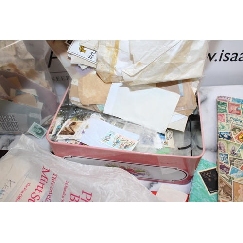 543 - Quantity Of Collectable Stamps Franked & Unfranked/Albums Etc