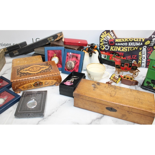 169 - Quantity Of Mixed Collectable Items
COLLECTION ONLY