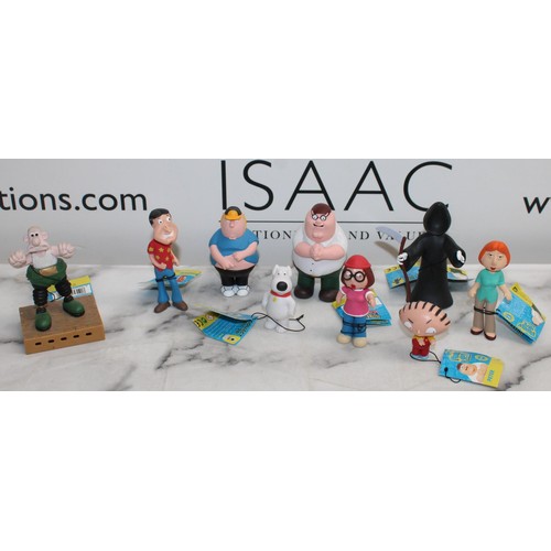 889 - United Labels Comic Ware Family Guy/ Wallis & Gromit Collectable Figurines