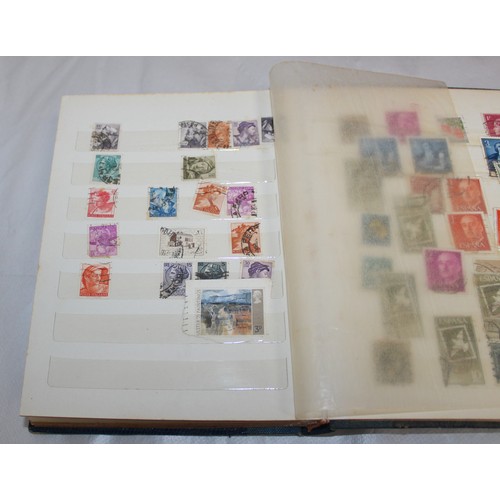 342 - 3 x Stamp Albums & Stamps