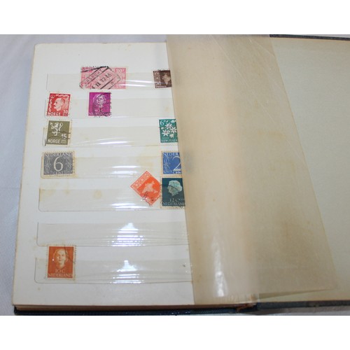 342 - 3 x Stamp Albums & Stamps