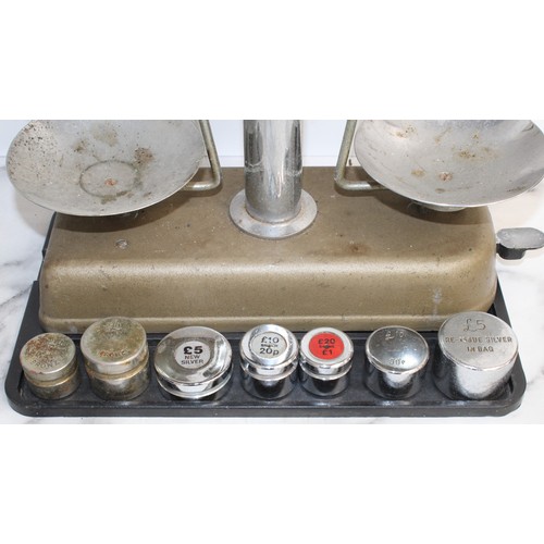 66 - Vintage Omal Universal Money Checker Scales And Weights
COLLECTION ONLY