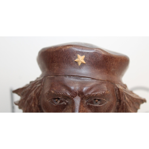 67 - Carved Wooden Bust Che Guevara Height 21.5cm Cuba