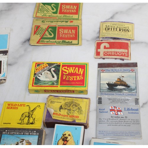 268 - A Large Quantity Of Matchboxes Some With Matches In And Matchbox Cards