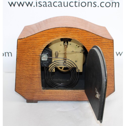 32 - Wooden Mantel Clock - Untested
COLLECTION ONLY...