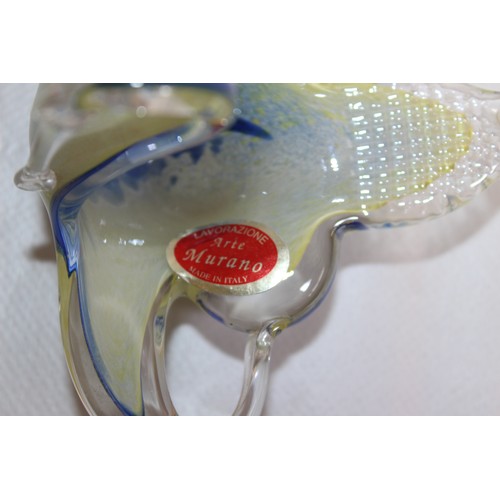 50 - Lavorazione Arte Murano Glass Bird Made In Italy Length 10cm
COLLECTION ONLY...