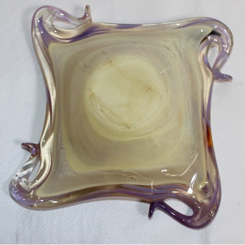 51 - Murano Glass Bowl 14.5 x14.5cm
COLLECTION ONLY