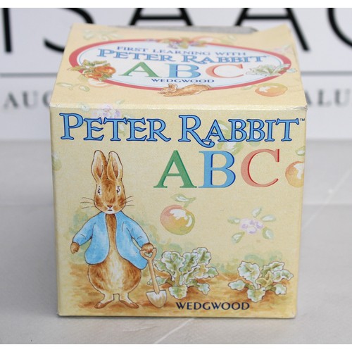 85 - Boxed & Unboxed Peter Rabbit Items Inc- Boxed Wedgwood Christmas Plate 1998/Boxed Wedgwood Christeni... 