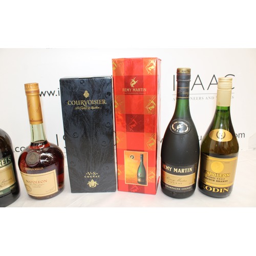 256 - Selection Of Alcohol Inc-2 x Boxed Alcohol & 5 x Unboxed Inc- Courvoisier Cognac Boxed/Remy Martin U... 