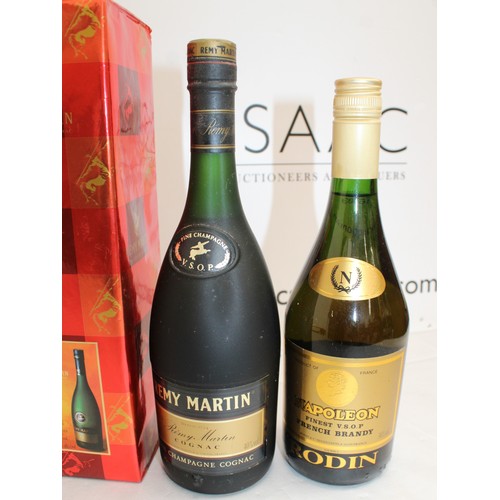 256 - Selection Of Alcohol Inc-2 x Boxed Alcohol & 5 x Unboxed Inc- Courvoisier Cognac Boxed/Remy Martin U... 