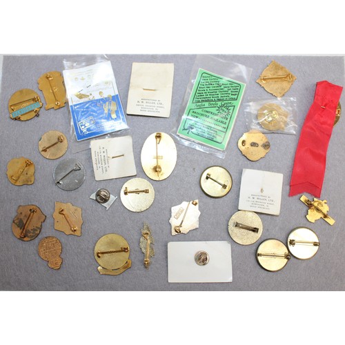 97 - Selection Of Collectable Badges