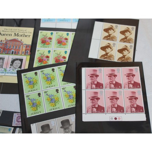 350 - A Quantity Of Worldwide Wide Collectors Packs Un Franked Stamps  In An Album And Plastic Slips