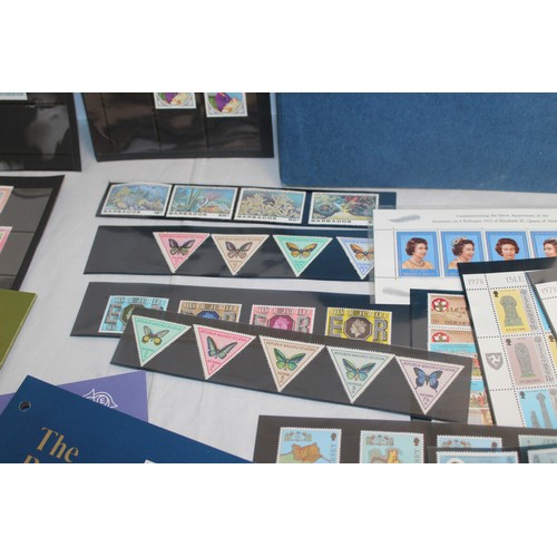 350 - A Quantity Of Worldwide Wide Collectors Packs Un Franked Stamps  In An Album And Plastic Slips