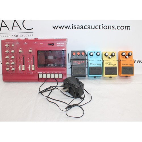 219 - Tascam Ministudio Porta 02 Made In Taiwan & Guitar Effects Inc  -BOSS Chorus CE-2 Made In Japan/ BOS... 