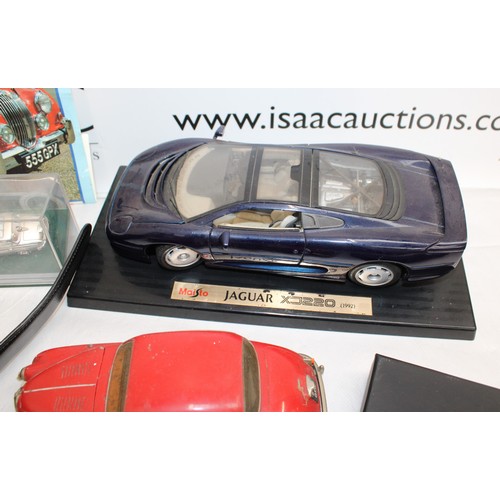 130 - Jaguar Car Memorabilia Inc- Pen/Cap/Cars/Etc