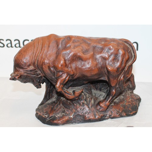 132 - Collection Of BULLS Inc-Wooden/Ceramic Etc
Largest-33cm
COLLECTION ONLY