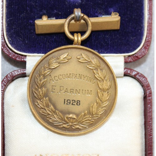 151 - Boxed 1928 Leyton district  Eisteddfod Accompanying E.PARNUM Medal