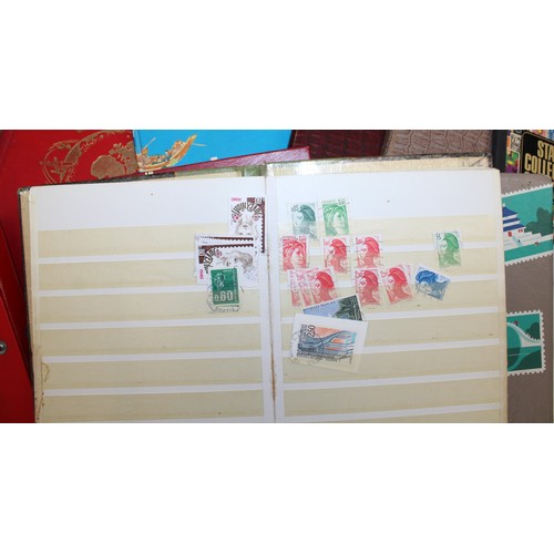 360 - Large Quantity Of World Wide Stamps/Albums Etc