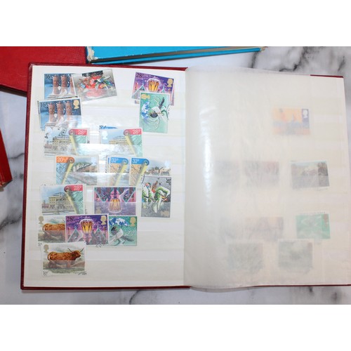 360 - Large Quantity Of World Wide Stamps/Albums Etc