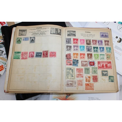 361 - Quantity Of World wide Stamps In Albums/Royal Mail First Day Covers/Etc