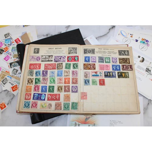 361 - Quantity Of World wide Stamps In Albums/Royal Mail First Day Covers/Etc