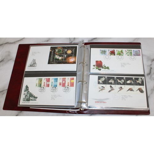 362 - 2 x Folders Containing Royal Mail First Day Covers Etc
Quantity Of Only Showing Some In Pictures