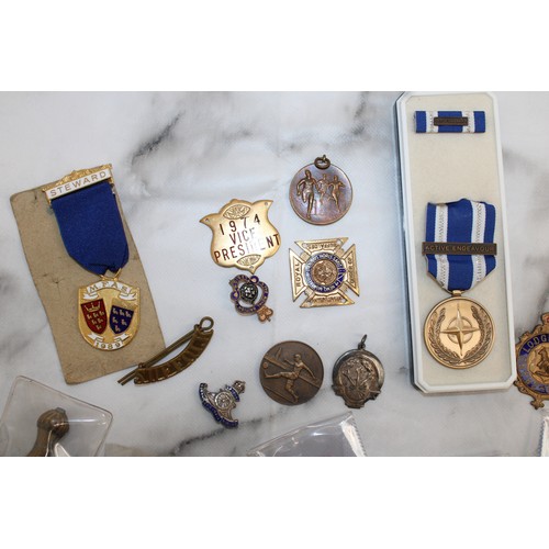 160 - Selection Of Badges/Medals Etc