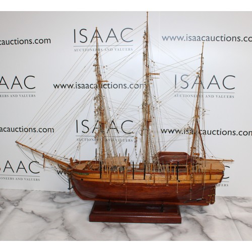 161 - Wooden Model Of WHALER CHARLES W. MORGAN 1841-1921 Ship Length 76cm Height 70cm
On A Stand
COLLECTIO... 