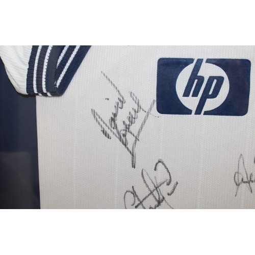 286 - Framed 1997-98 Tottenham Hotspur Signed Shirt Height-107cm x 88cm

INCLUDES 18 SIGNATURES

COLLECTIO... 