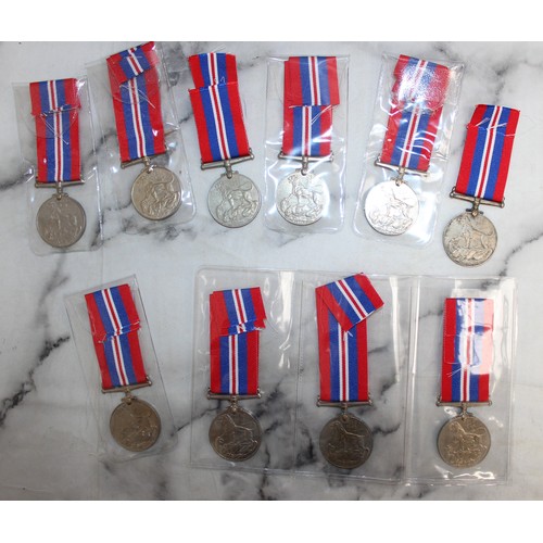 338 - 10 x WW2 Medals