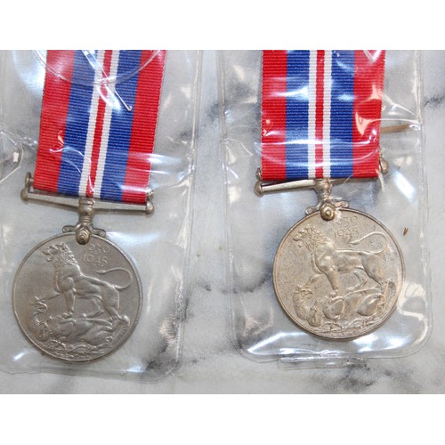 338 - 10 x WW2 Medals