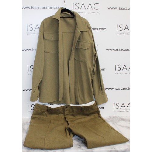 293 - 1 x Soldier Of Fortune Jacket And 1 x Jacket With Trousers