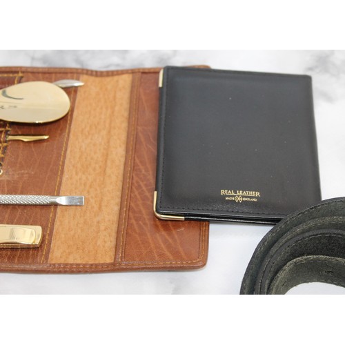 174 - Real Leather Items Including Belts, Wallets And A Men's Grooming Kit
Various Conditions