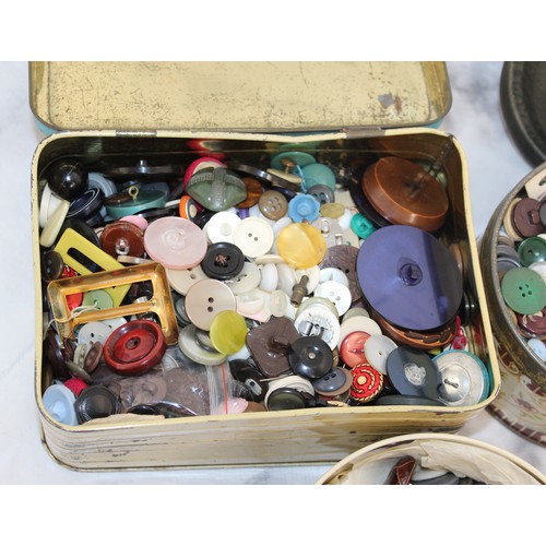 177 - A Large Quantity Of Tinned Buttons