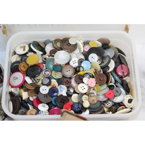 177 - A Large Quantity Of Tinned Buttons