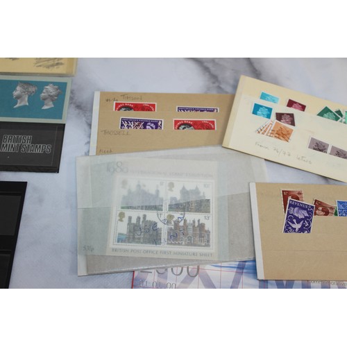 367 - A Quantity Of Stamps Some In Albums Including Franked And Unfranked Stamps