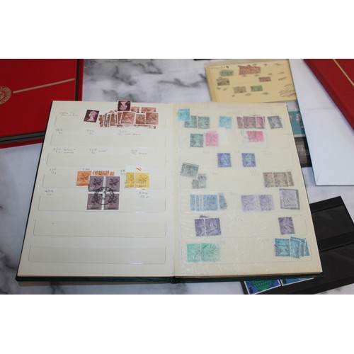 367 - A Quantity Of Stamps Some In Albums Including Franked And Unfranked Stamps