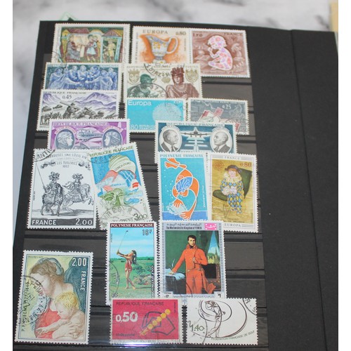 367 - A Quantity Of Stamps Some In Albums Including Franked And Unfranked Stamps